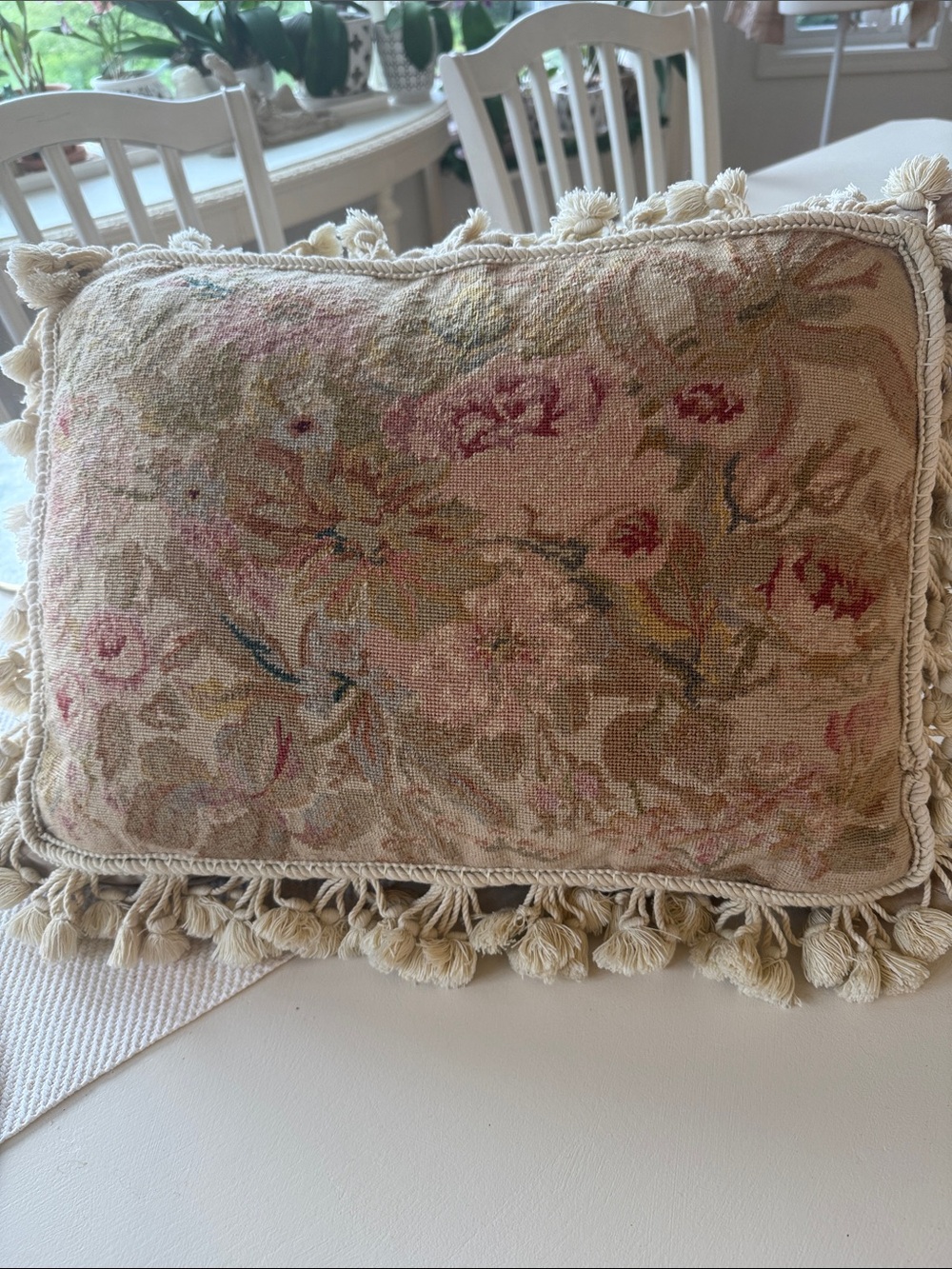 Decorative Floral Needlepoint tapestry Throw Pillow with Tassel Trim pettipoint